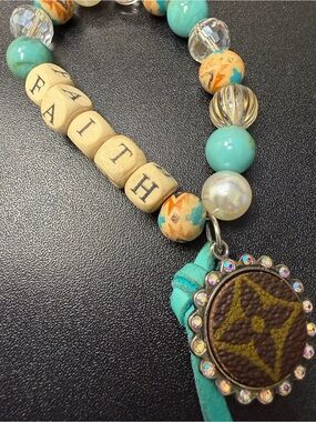 Faith Beaded Necklace with Turquoise Accent and Decorative LV Pendant